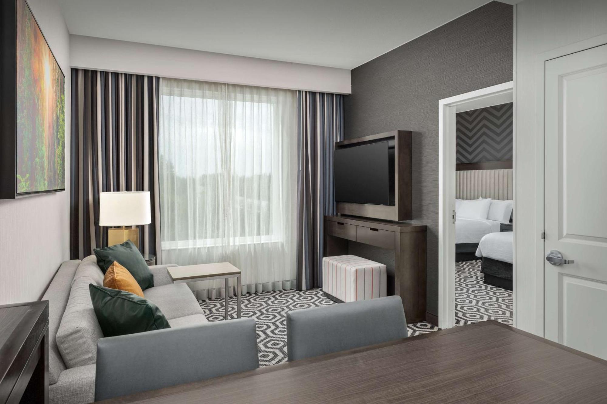 Embassy Suites Portland/Гіллсборо Екстер'єр фото