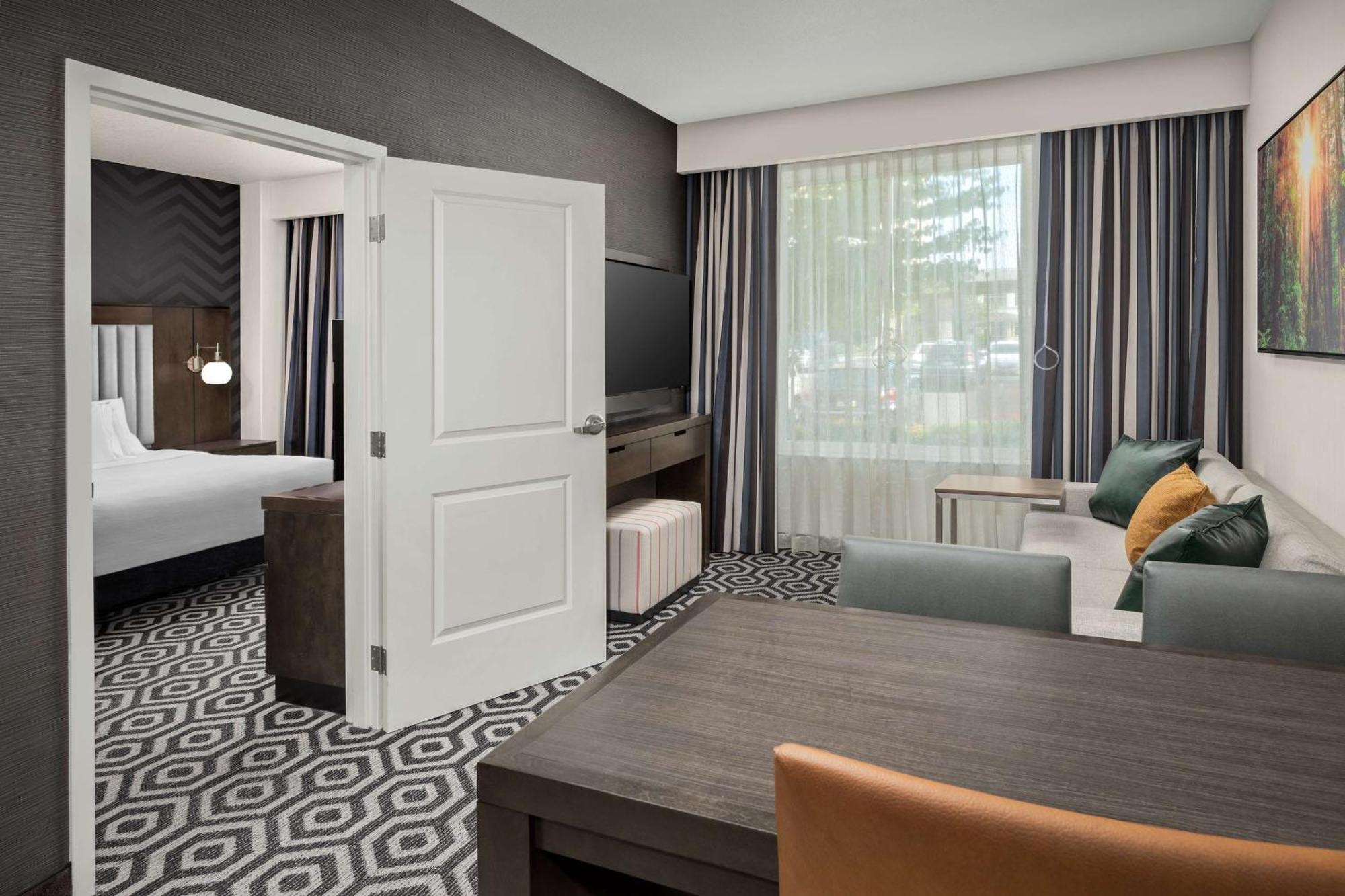 Embassy Suites Portland/Гіллсборо Екстер'єр фото